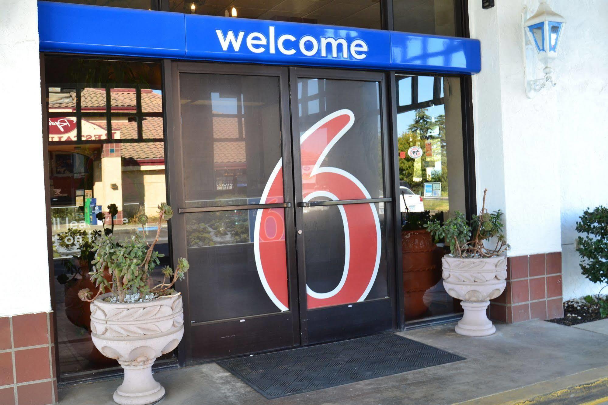 Motel 6 Oakdale, Ca Exteriér fotografie