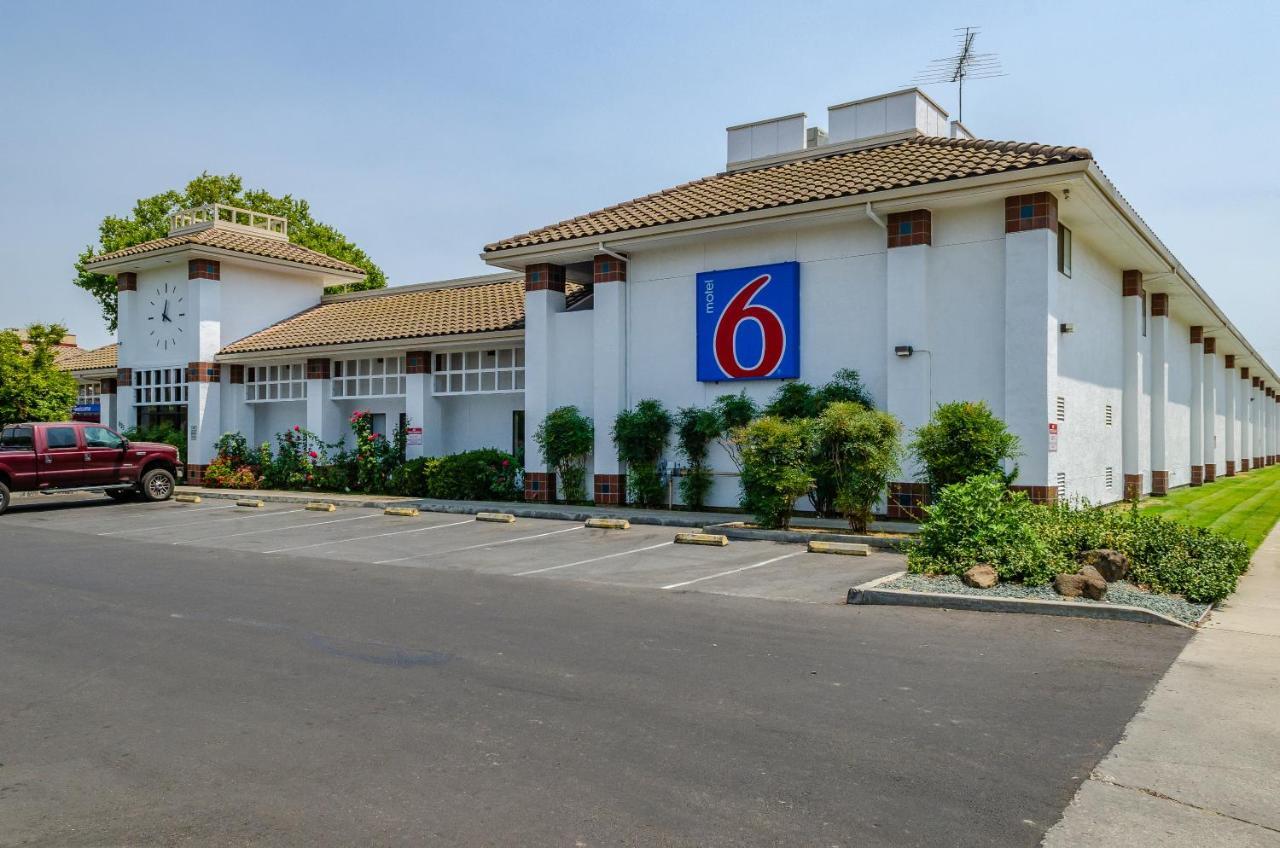 Motel 6 Oakdale, Ca Exteriér fotografie